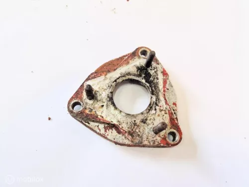Brandstofpomp adapter plaat Volvo Penta MD21A 9003106A