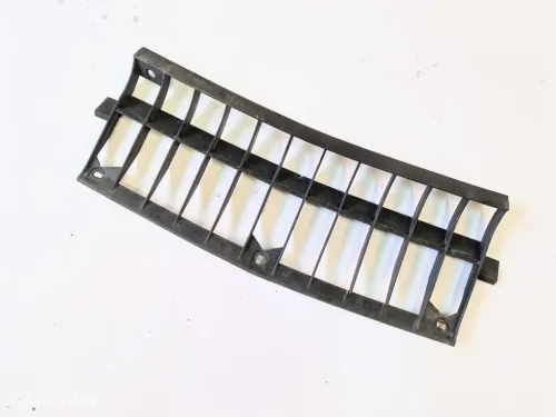 Bumpergrille Volvo 940 2.3i Polar ('90-'98) 6846093