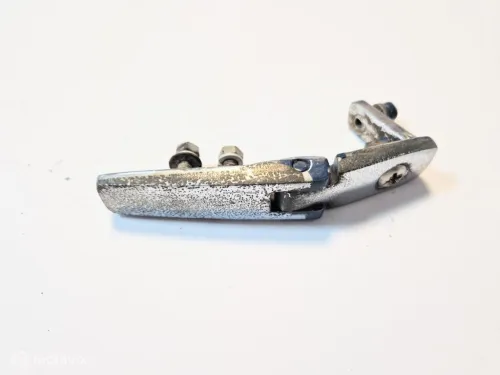 Achterklepscharnier links Volvo Amazon combi 220 669443