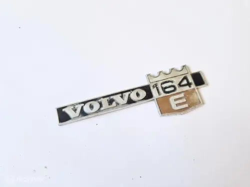 Spatbord embleem Volvo 164 E