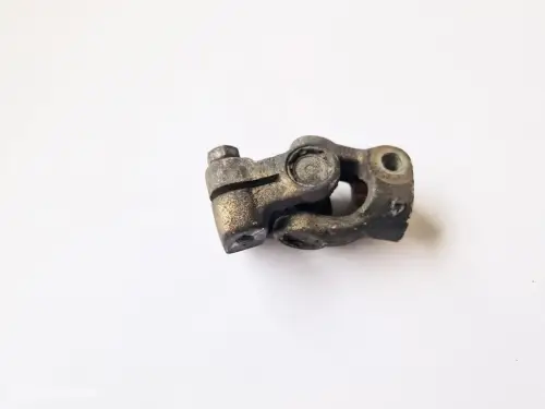 Stuurkoppeling boven Volvo 240 GLT Inj. ('82-'94) 1359403