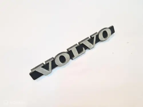 Embleem achter. Volvo 242 244 245 1201921