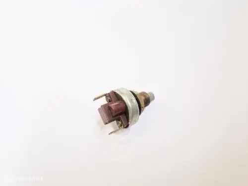 Remlichtschakelaar Volvo 3544691