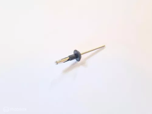 Klinknagel Volvo 979878 universeel