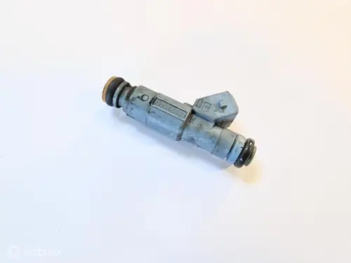 Injector Volvo C70 S60 S70 V70 S80 XC70 9186060