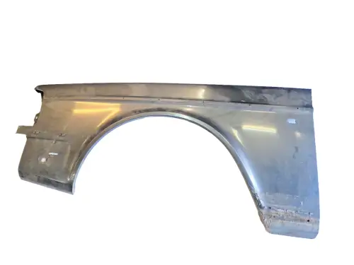 Spatbord links Volvo 240 1315424