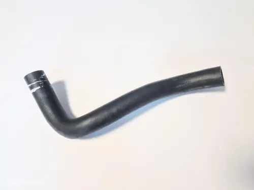 Koelvloeistofslang onder Volvo 740 760 940 3514988
