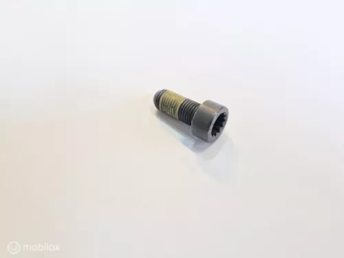 Vliegwiel bout Volvo 9454743
