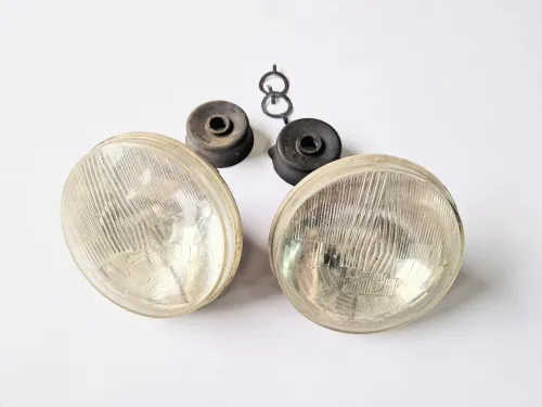 Set koplampen Volvo 142 144 145