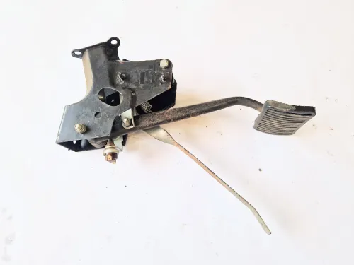 Rempedaal Volvo 164 automaat
