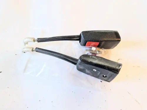 Gordelvanger gordelslot dubbel achter. Volvo 1297612