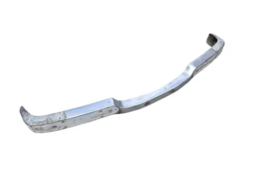 Voorbumper Volvo 164 knikbumper