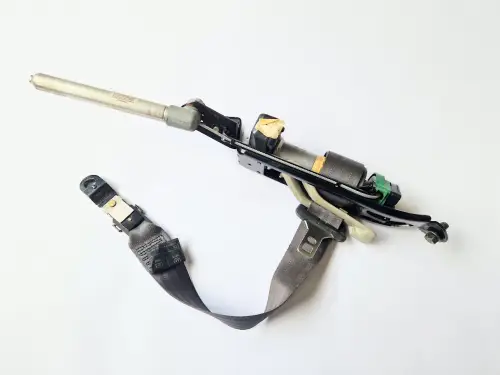 Veiligheidsgordel rechts voor. Volvo S60 I / V70 II 39990773