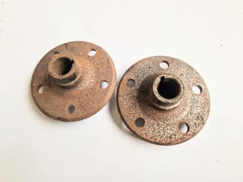 Wielnaaf set remtrommel achter. Volvo Amazon P1800