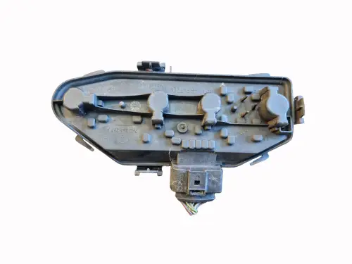 Achterlicht fitting VW Transporter T5 7H0945257A