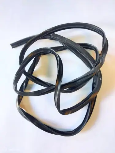 Deurrubber Volvo 444 544 634735